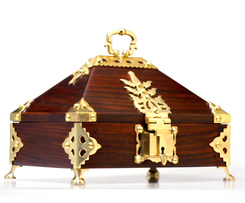 Rosewood Crafted Nettur Petti Traditional Jewel Box for Gifting & Home Decor